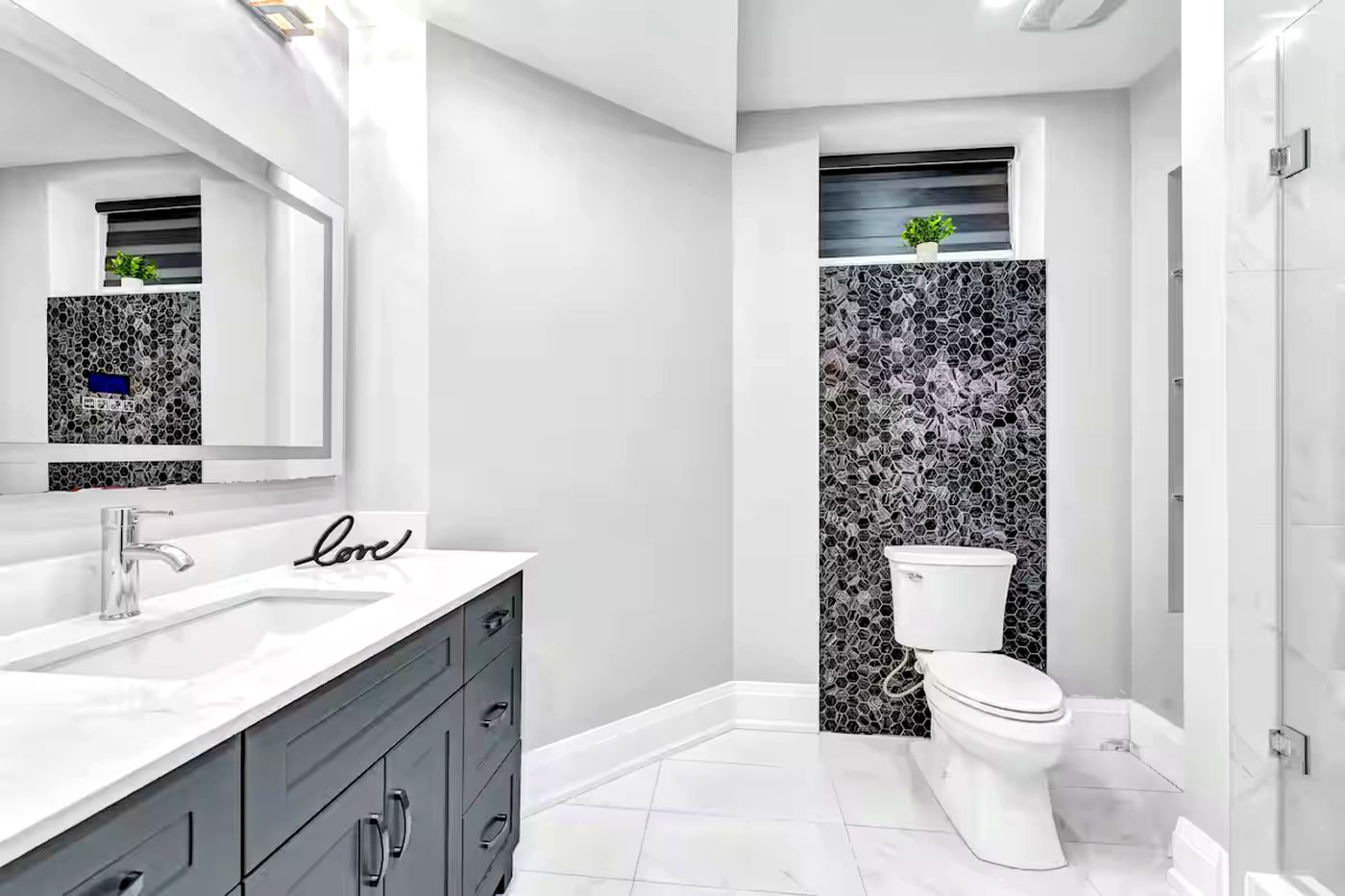 Modern Mosaic Tile Bathroom