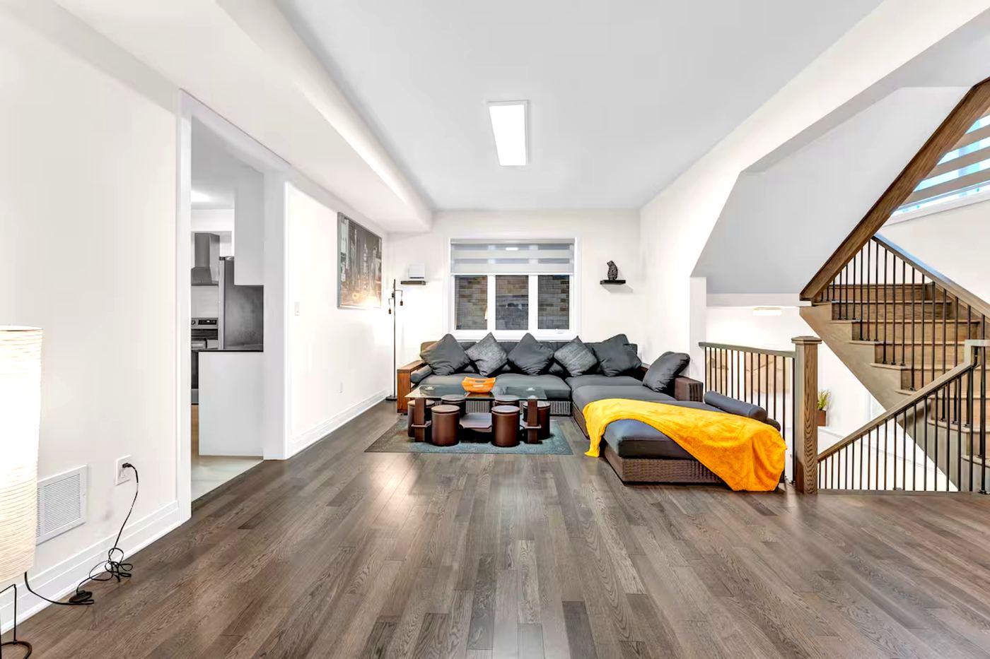 Upper Level Resting Lounge