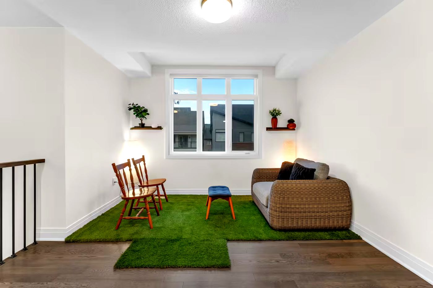 3rd Lounge · Green Garden Nook